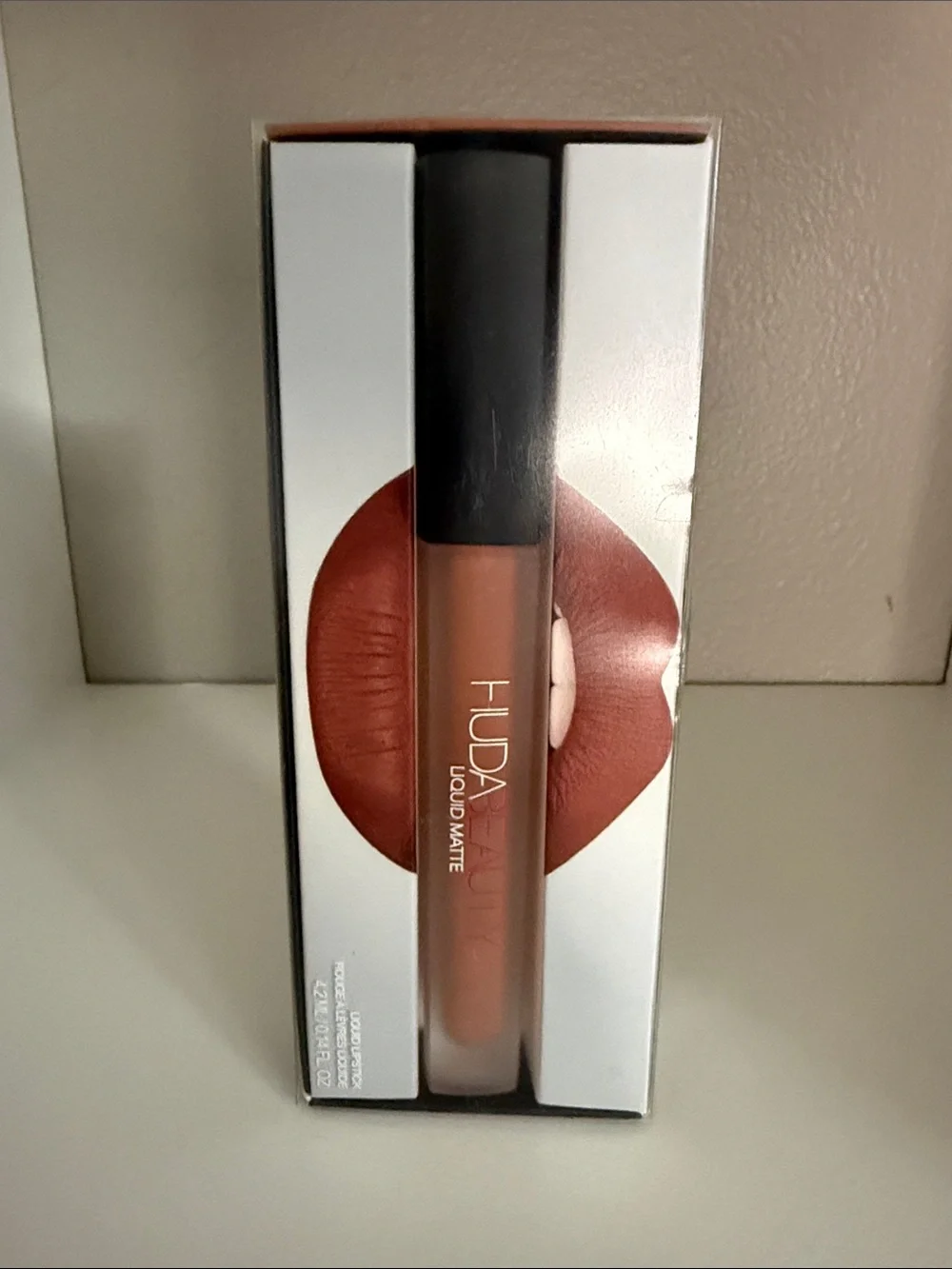 | Huda Beauty Matte Liquid Lipstick – Girlfriend – NIB